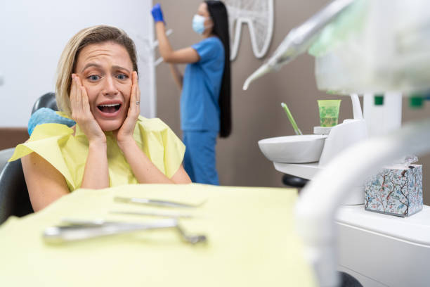 Best Emergency Tooth Extraction in Summer Set, MO